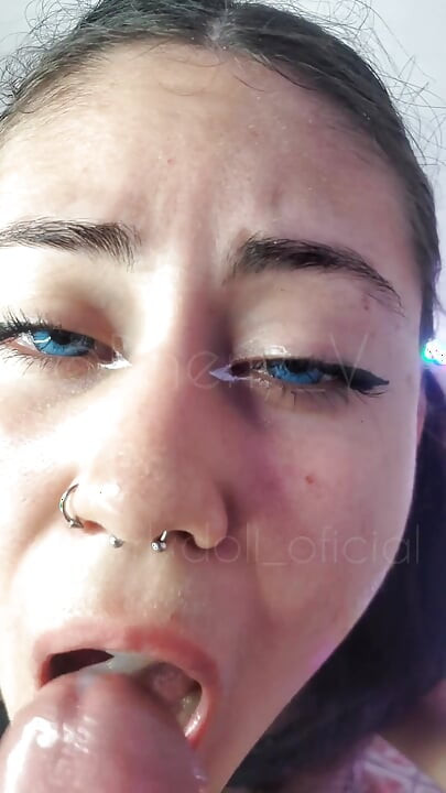 Arkadaşımın kız arkadaşı spermimi seviyor, hepsini yutuyor