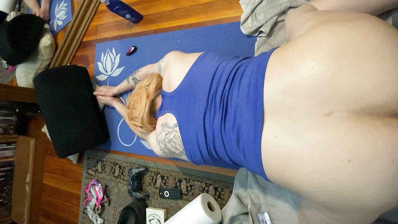 Sissy big ass gets fucked