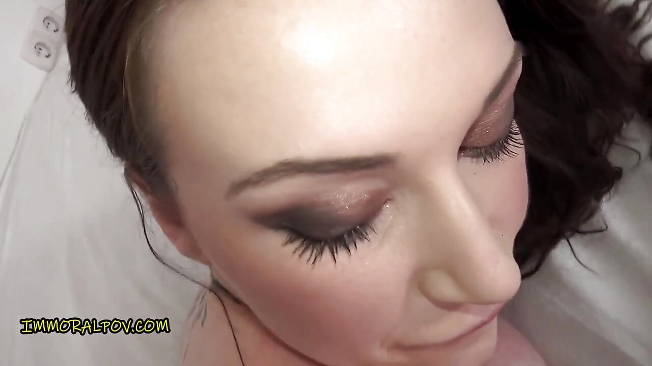 Massive booy British babe Harmony Reigns banged in POV - Immoral POV