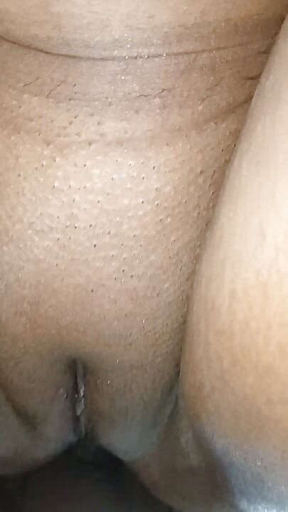 Kemény anális szex hangos nyögések