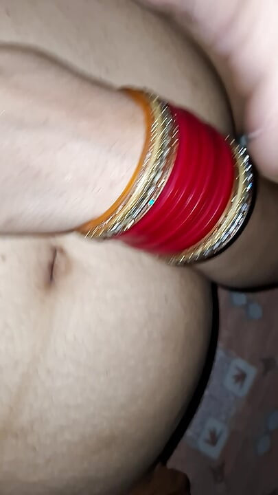 Bhabhi Plug Masti