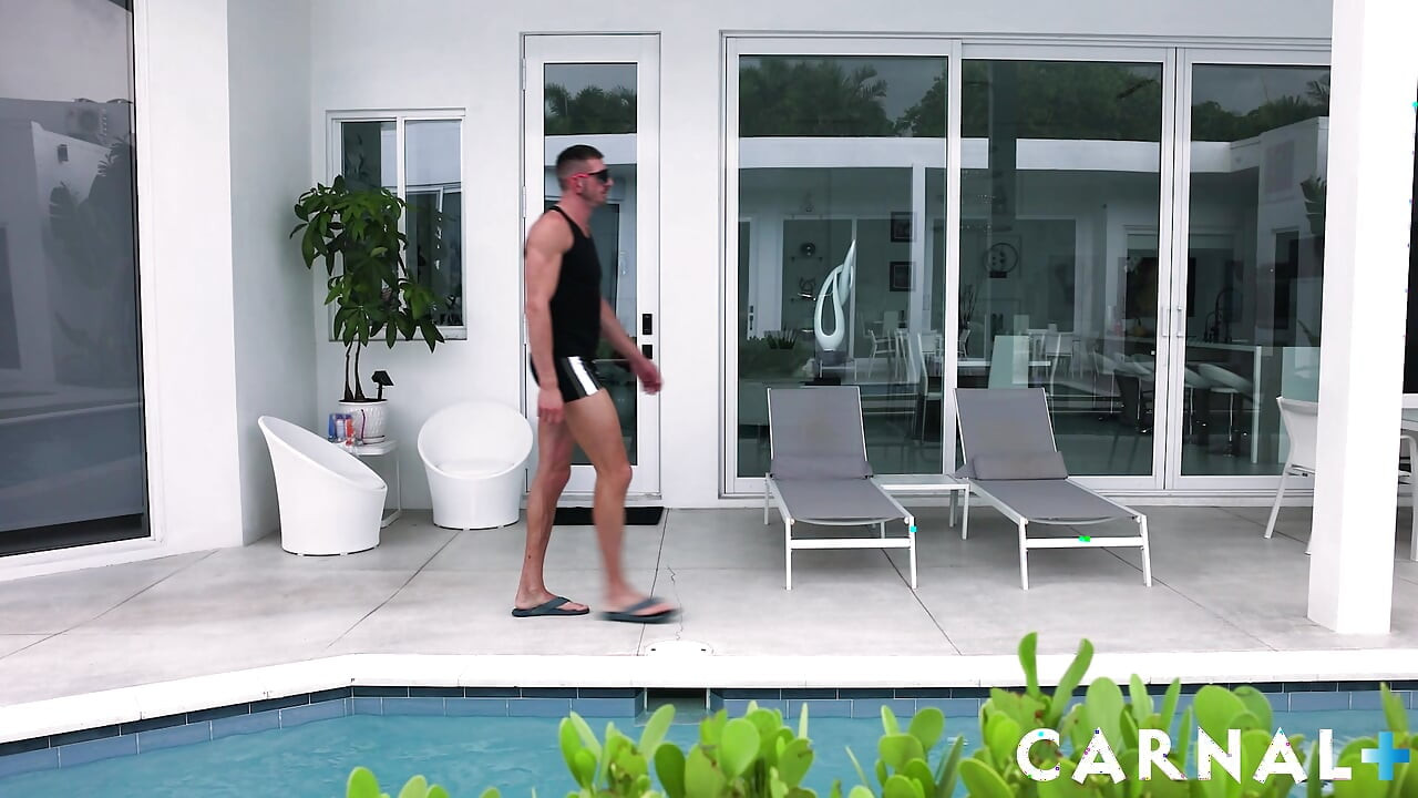 FunSizeBoys - Tall hung top Jay Stryker facefucks eager twink Alex Gonz