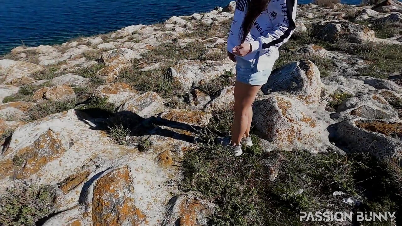 Quick Pissing in Area Near Lake