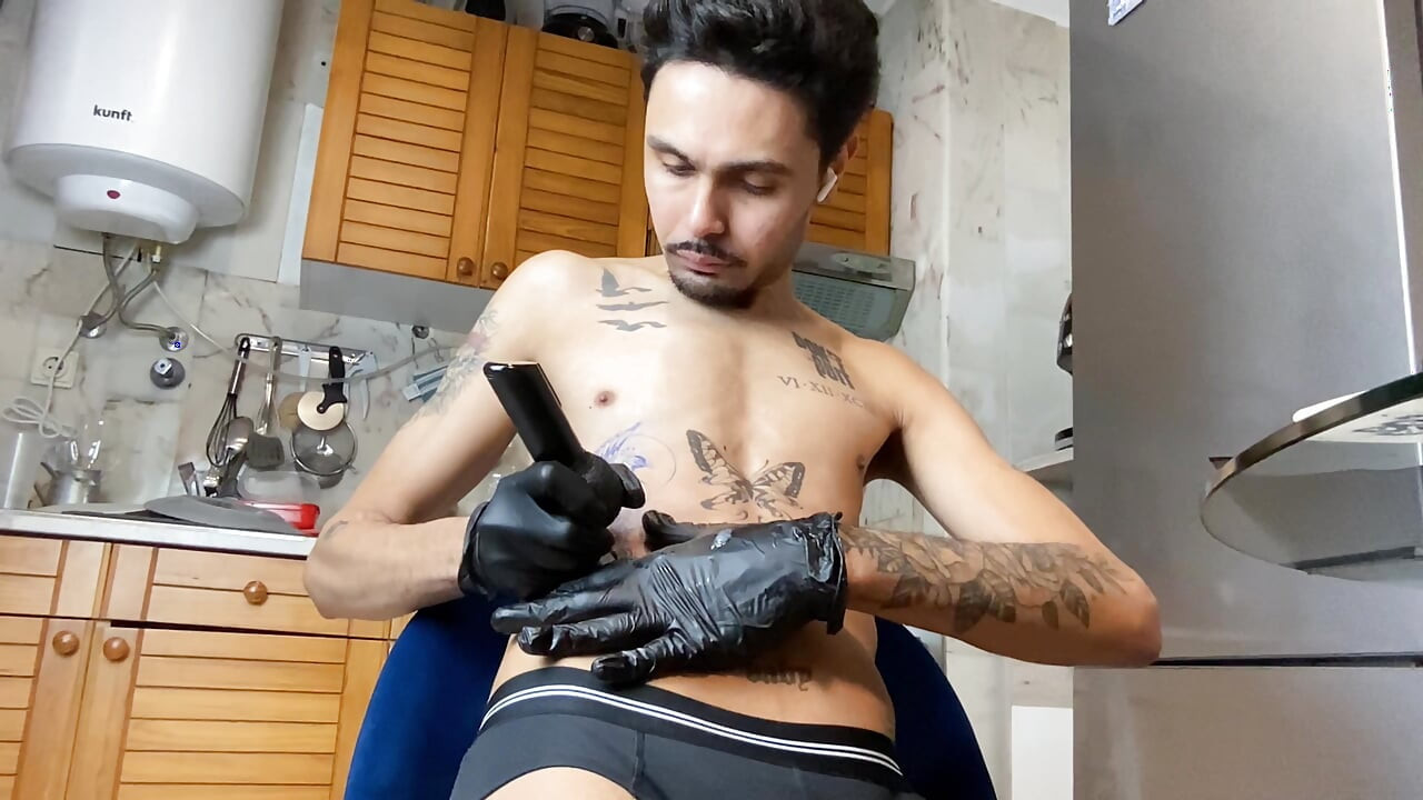 Skinny guy with a big dick sucking himself off and jerking off.