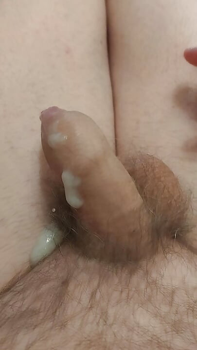 Naked Lady-cock Cums