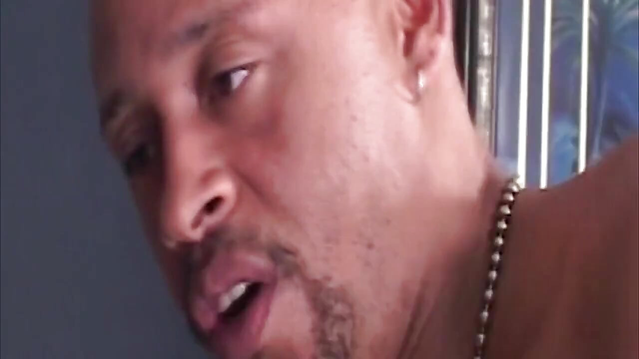 Παρτούζα με πολλά χύσια στο στόμα