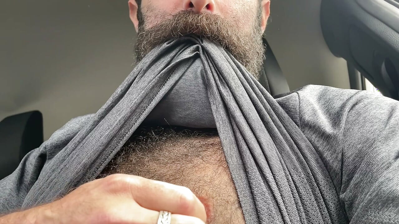 Guy Woof Jerks Off in His Car Full Video on JFF