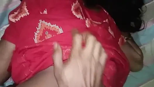 Desi ehefrau im roten kleid bekommt eingeölten arsch & harten doggystyle -selbstgedreht