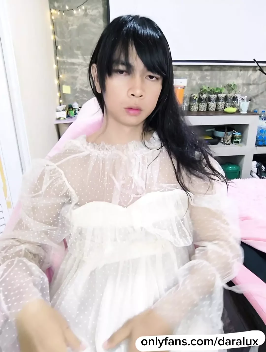 Crossdresser solo