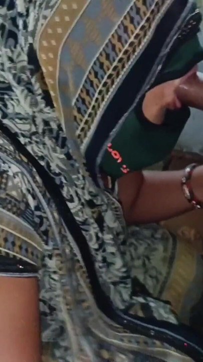 My elder sister-in-law is sucking my cock, my ass also wants to die | Clip 1
