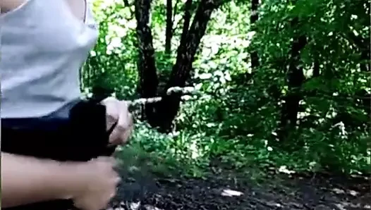 horny girl jetstream pee in the woods