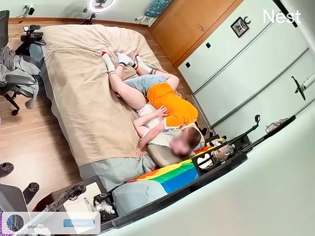 Застукали за изменой моему бойфренду с гнезда камерой!