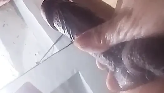 Сегодня ее выходной день, она на мне сейчас.