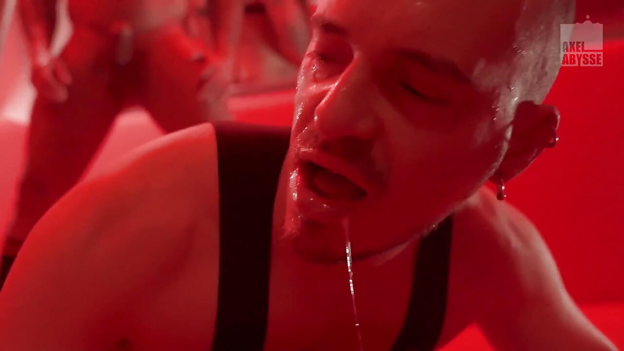 Axelabysse Twisted