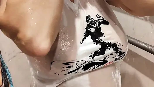 Nasses t-shirt 2