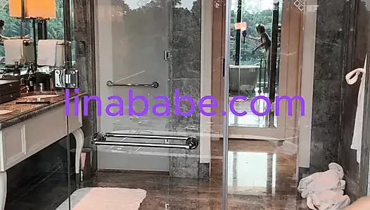 EXTRA Sexy Twerking By Big Ass Amateur Solo