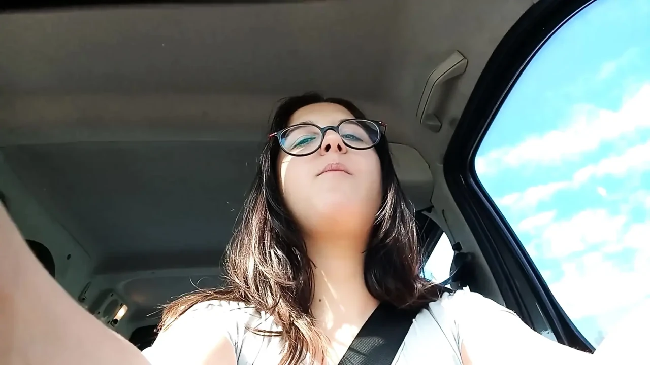 Doing Big Bubbles Next to My Uber Driver - Bunny Looner