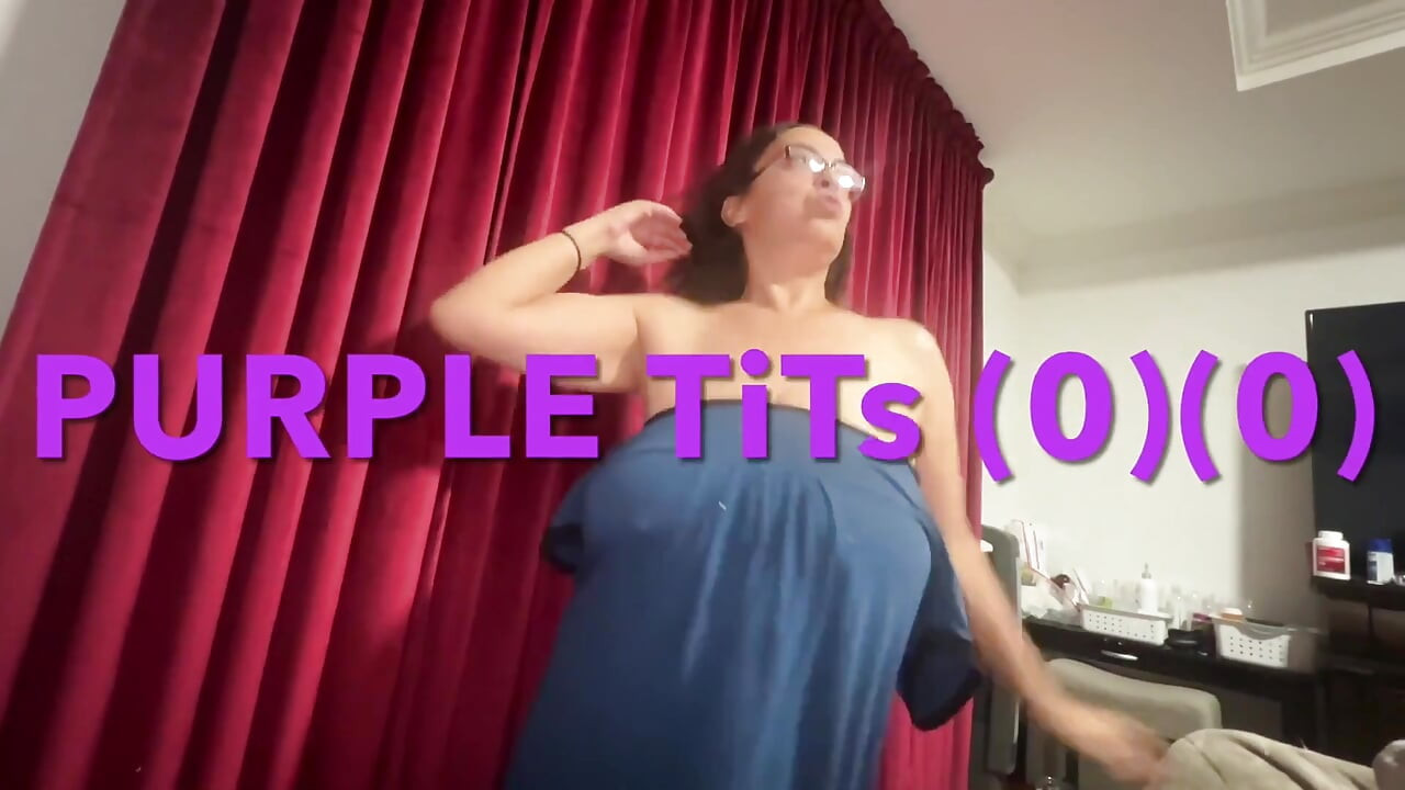 고무 밴드 젖탱이 보라색