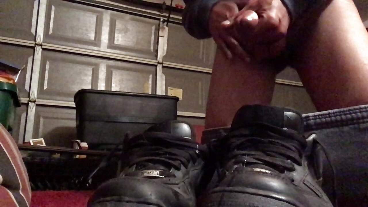 STR8 BUDS AF-1'S