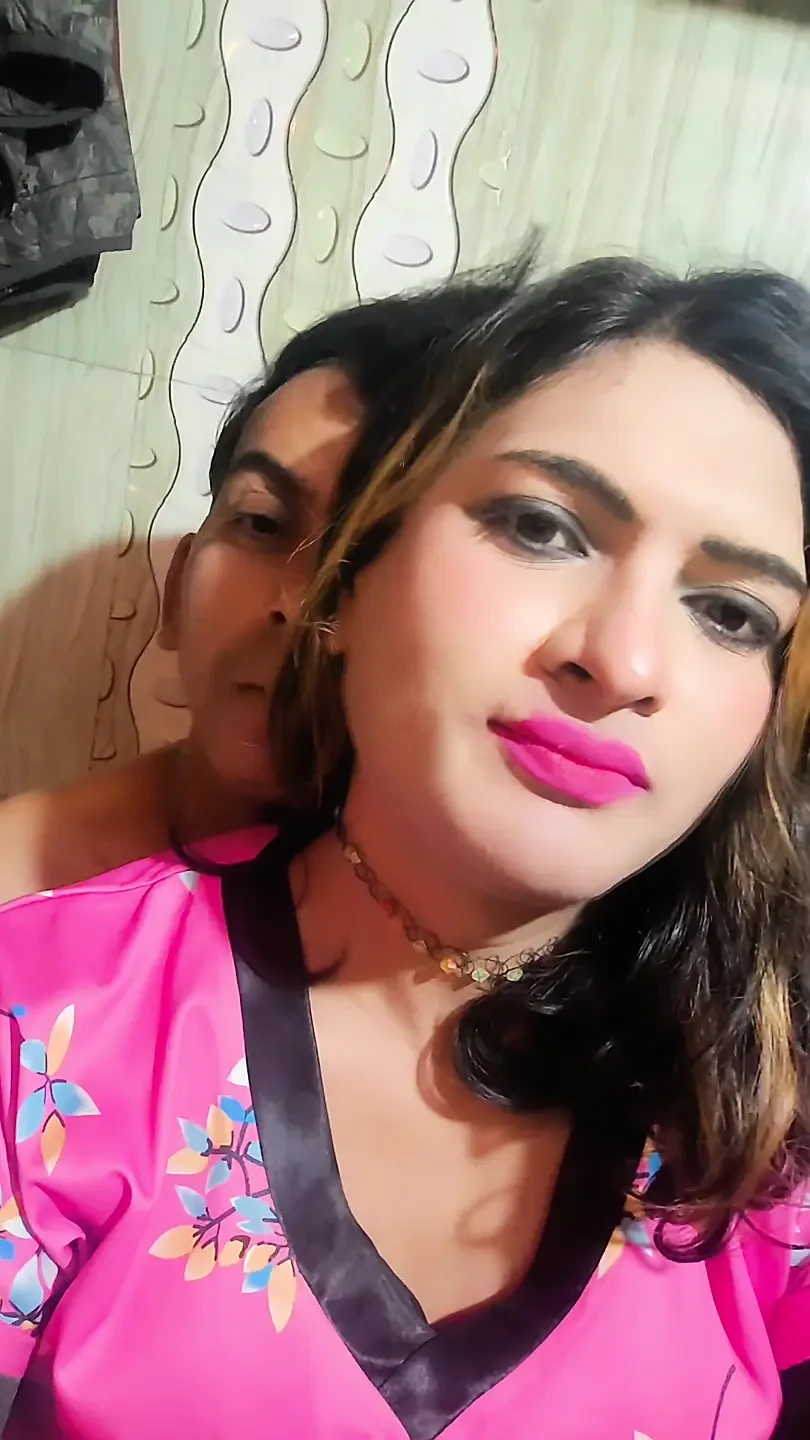 Zoya Shezadi Going to Dinner Party Tonight Full Night Fun