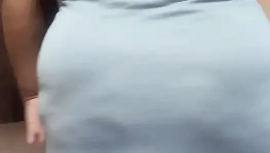 Güne başlamak için siyah iç çamaşırından daha iyi bir şey yok