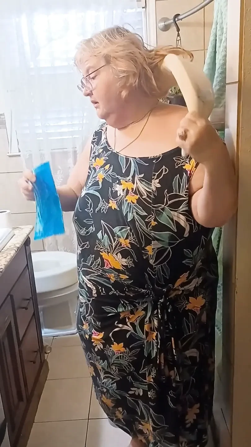 Handicap Nursevicki Showers Shaves Etc