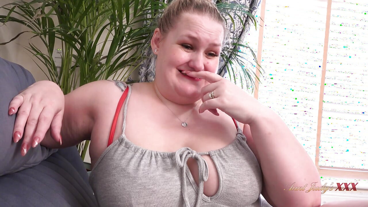 Your Chubby Big Tit Stepmom Becky - Taboo Housecleaning