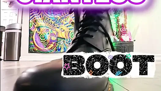 6'7 Гигантесса в Doc Martens топает жестко порочными сло-мо томпами