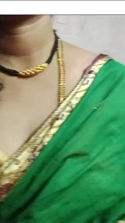 Mumbai Marathi Bhabhi Give Hand Job and Shaving Service to her neighbour Part 1 | Clip 1