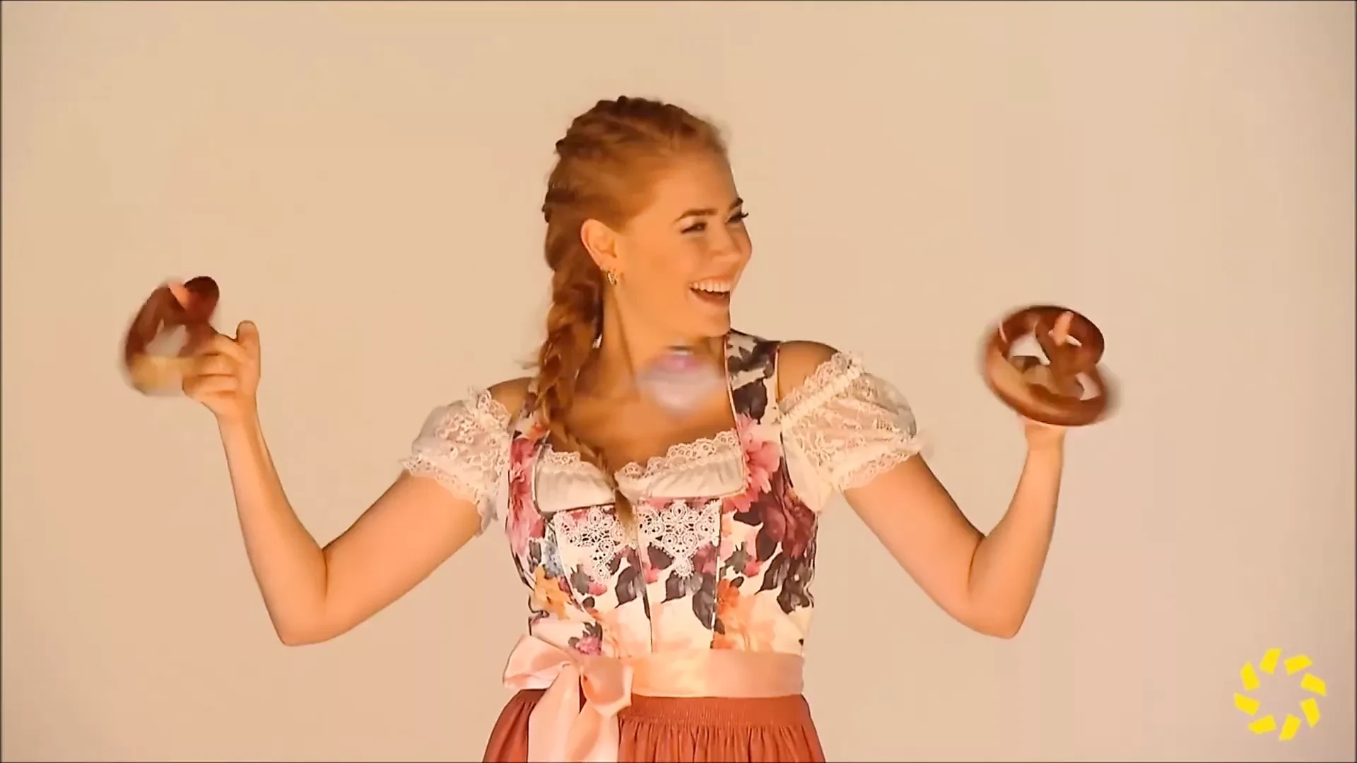 Palina rojinski - คลิปสั้น