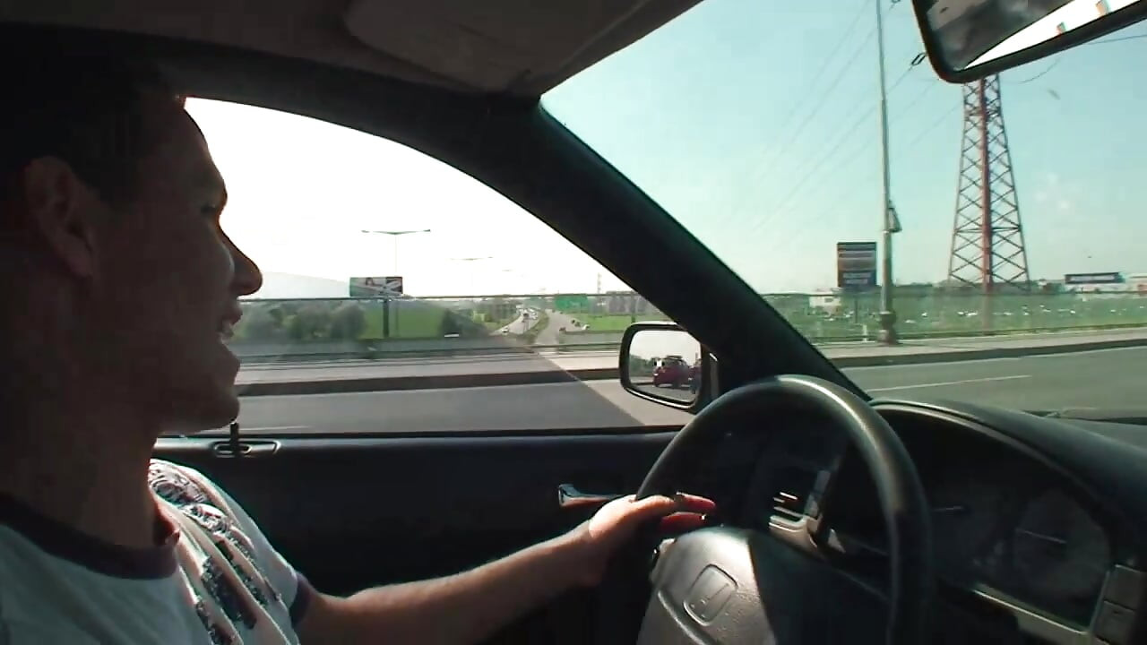 Pušenje na otvorenom za gadnu amatersku drolju