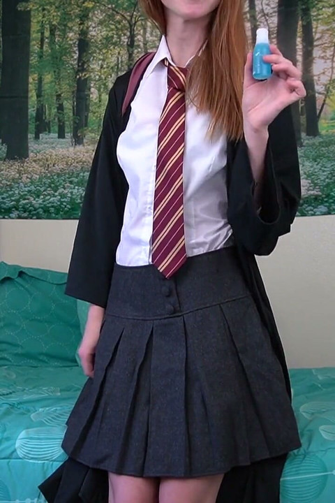 Goody Gryffindor Becomes a Slutty Slytherin Ginny Weasley Potion JOI