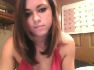 Brunette masturbates - and orgasms- on cam for her boyfriend