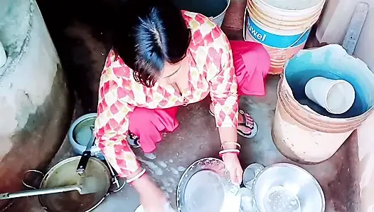 Tatilde kocasını yabancı bir adamla flört etti ve aldattı ama çok güzel
