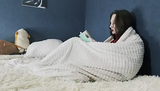 Minik oda arkadaşımın kabusu: ateşli kakao ve marshmallows'umun içinde boğuluyor