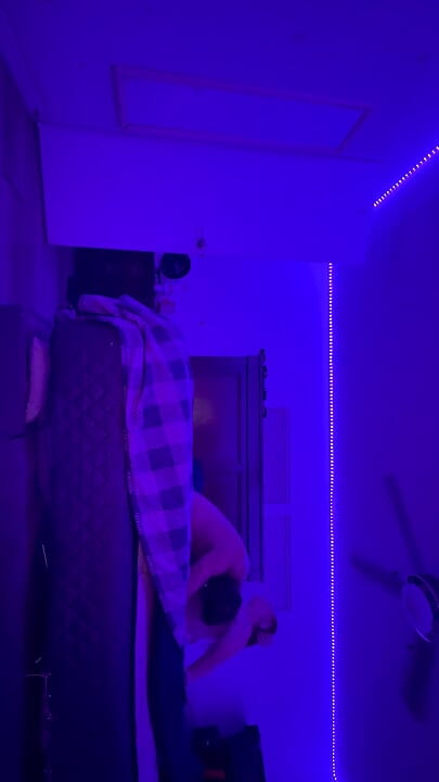 I make her tap