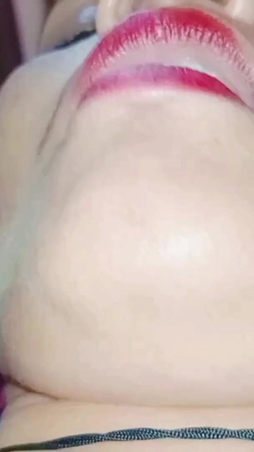 Step brother gives ultimate pleasure to his step sister by licking her pussy | Clip 1