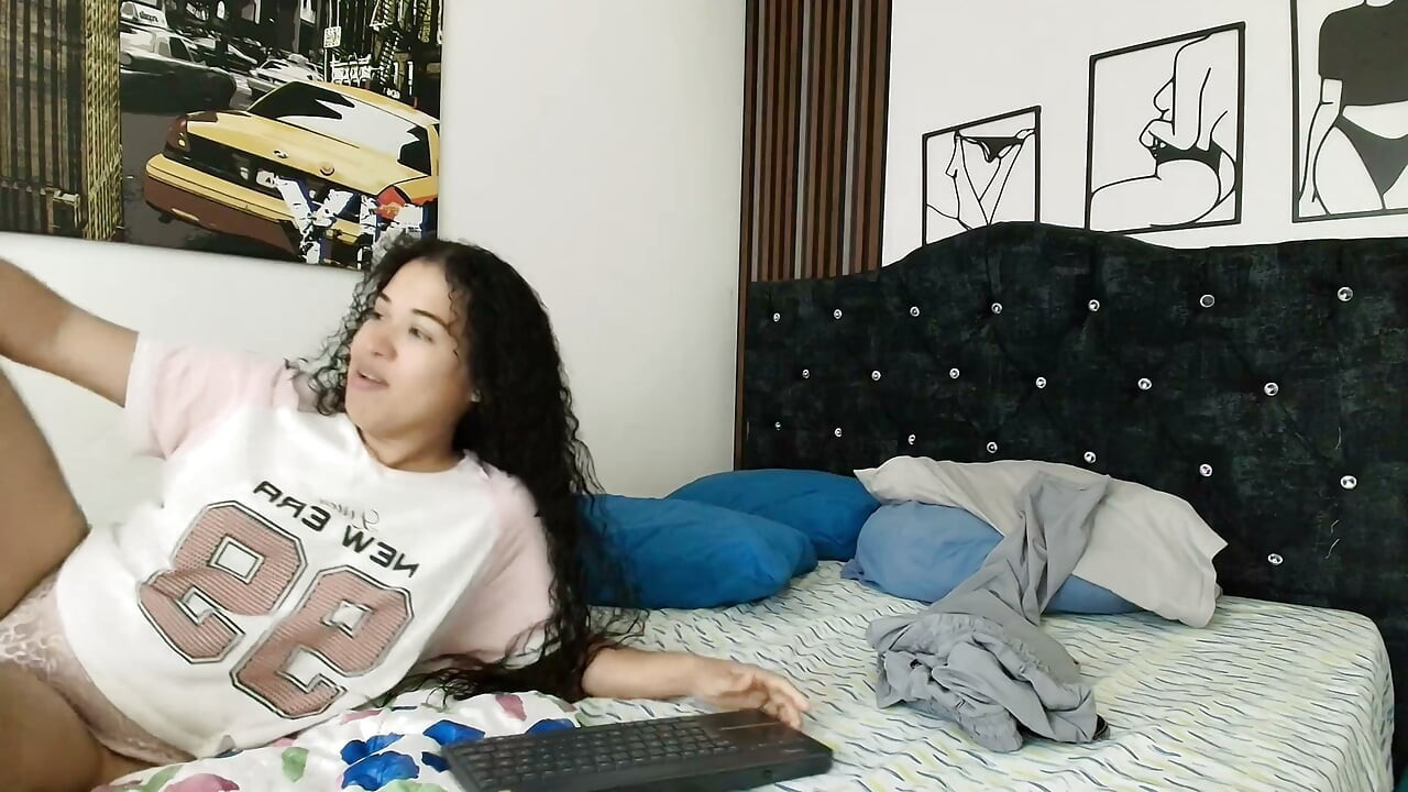 和邻居在家的时候，气氛变得火热起来