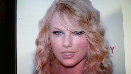 Taylor Swift Cumshot 1