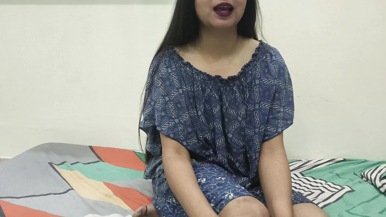 Horny Indian Saara Masturbating Her Self Very Very Hot XXX Video
