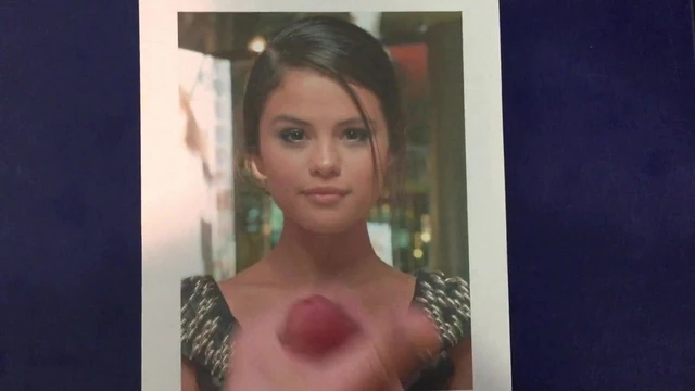 Tribute For Selena Gomez