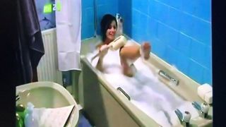Kim Marsh (обнаженная сцена в ванной)