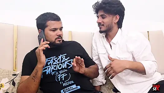 Video seks hardcore teman cowok india dientot habis-habisan