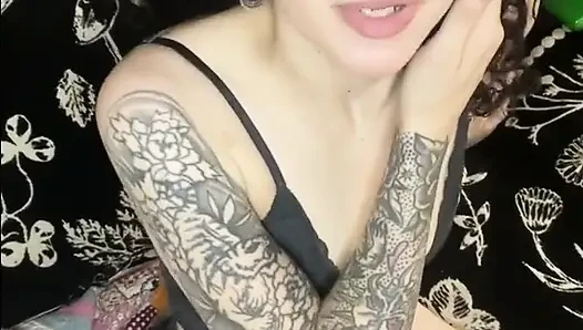 Jungfrau Goth angestellte fickt sie (ihr chef) für eine stellenförderung