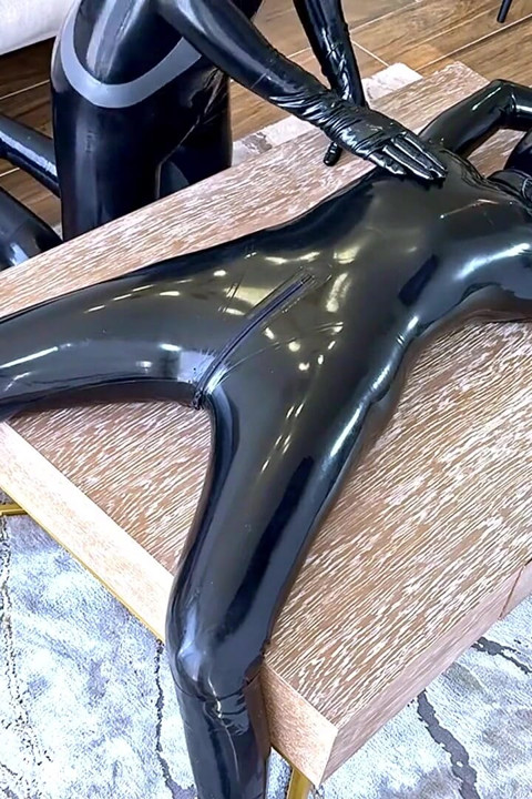 Latex Living Decoration - Alex Latex