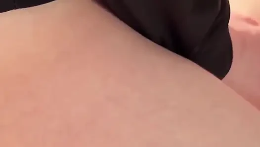 Ich Schob Mich Während Der Masturbation Zu Ihr