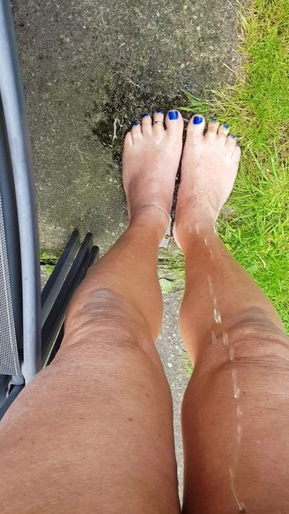 more pee on my feet