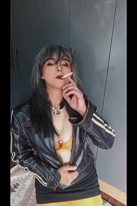 From My Pussy to Your Lips - Wet Cigarette Fetish I'm Leather