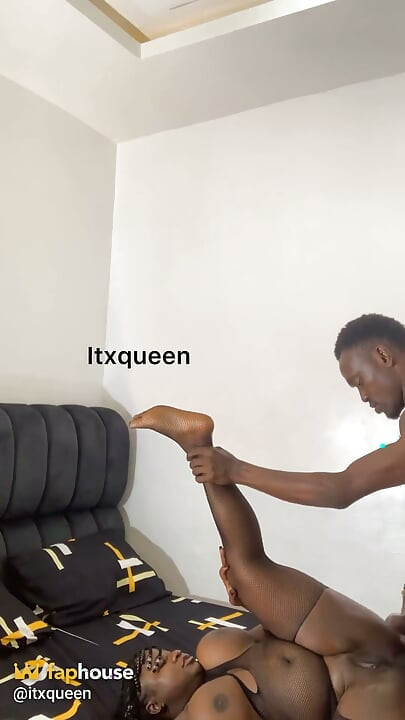 Pato ve Itxqueen sahne arkasında