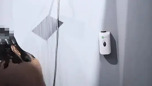 Showering at Public Gym Bathroom For My Lovely Boyfriend - Minokiiko